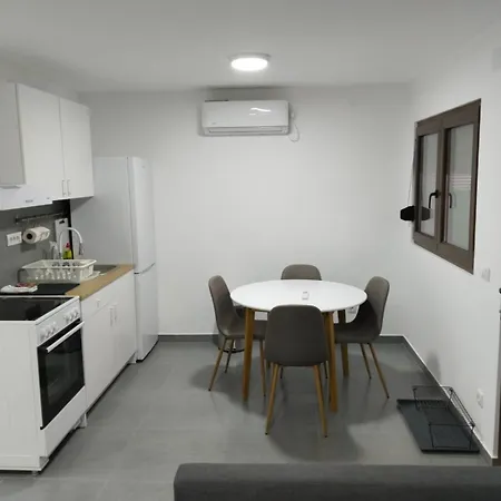 New - Near The Airport * Belgrado